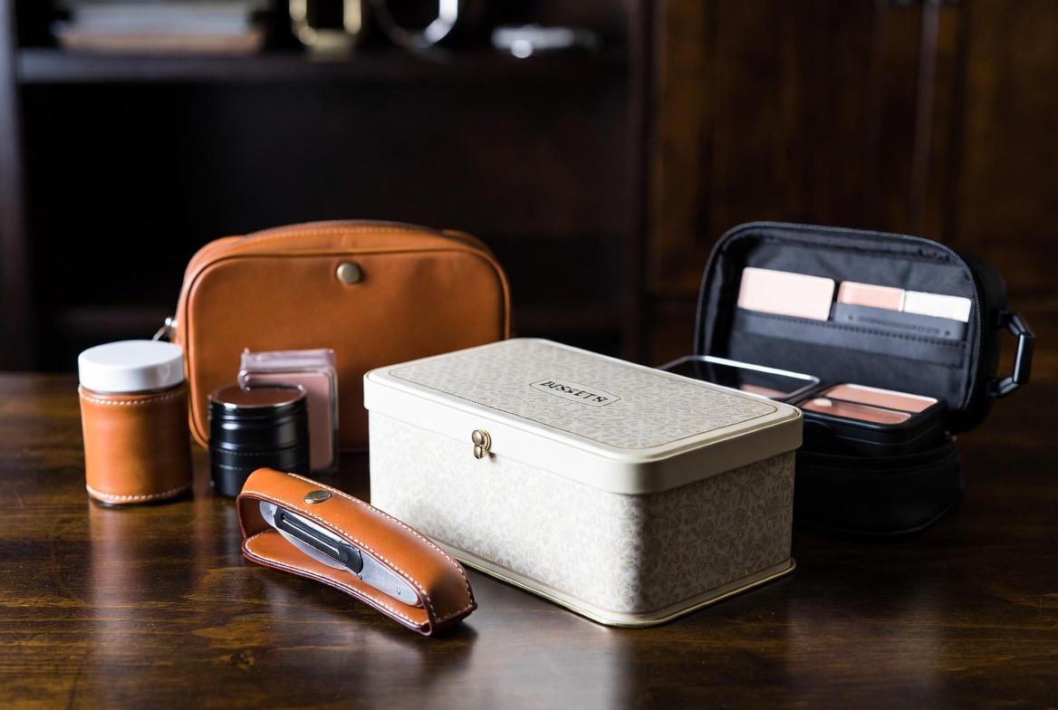 Hochwertige Lederhüllen von Noreve für unsere Hightech-Geräte...